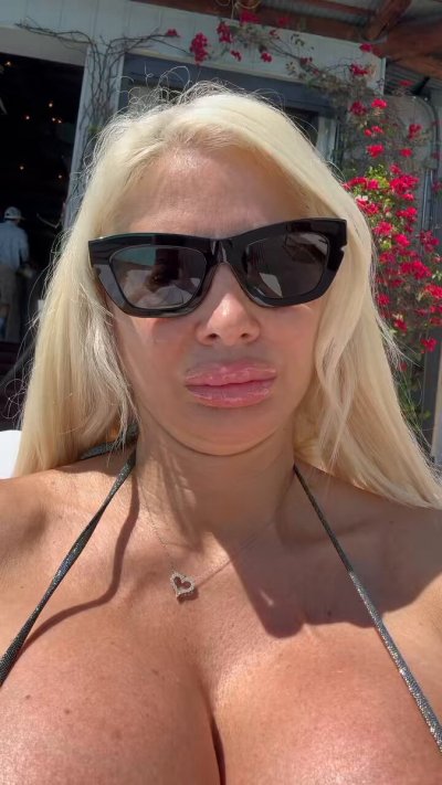 Watch Skyler2800's leaked NSFW video on TwXstars