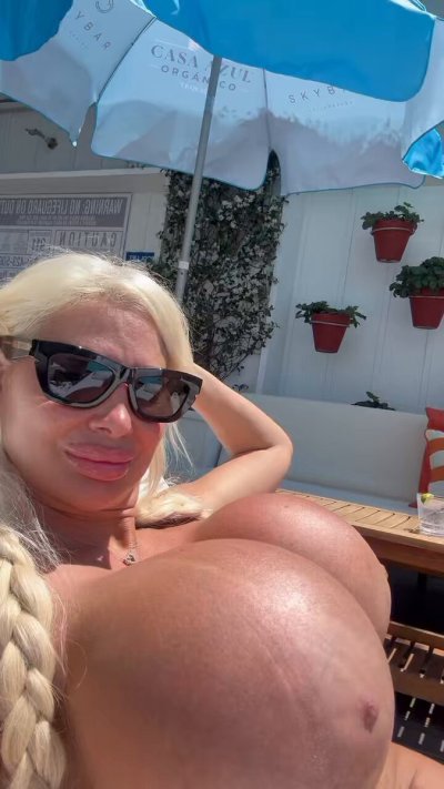 Watch Skyler2800's leaked NSFW video on TwXstars