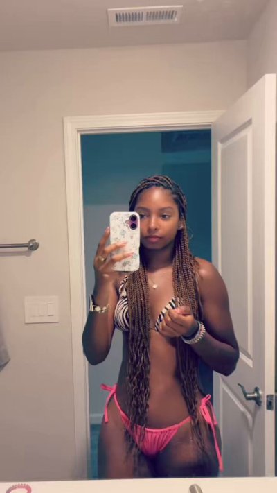 Watch ✈️'s leaked NSFW video on TwXstars