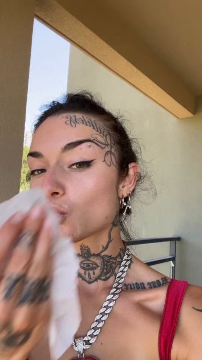 Watch Snow 🐍's leaked NSFW video on TwXstars