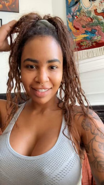 Watch 🎀 Demi 🦇's leaked NSFW video on TwXstars