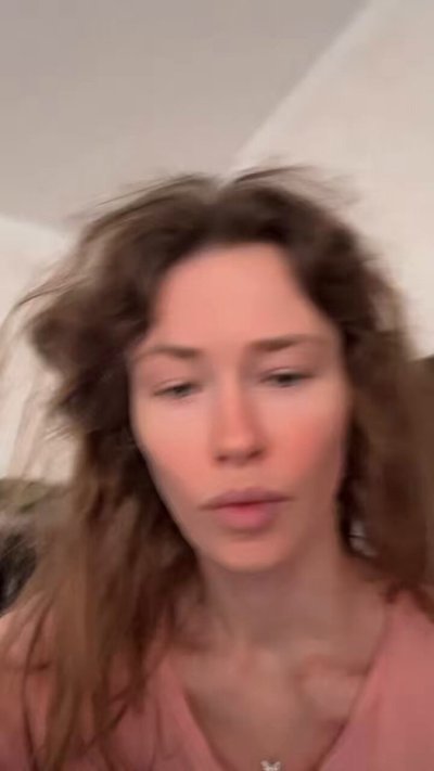 Watch Oksi Roxi's leaked NSFW video on TwXstars