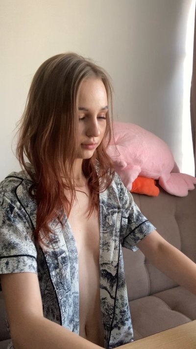 Watch 𝙍𝙪𝙗𝙮🍒's leaked NSFW video on TwXstars