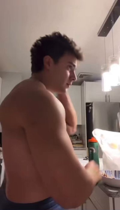 Watch Male Stench's leaked NSFW video on TwXstars