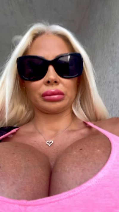 Watch Skyler2800's leaked NSFW video on TwXstars