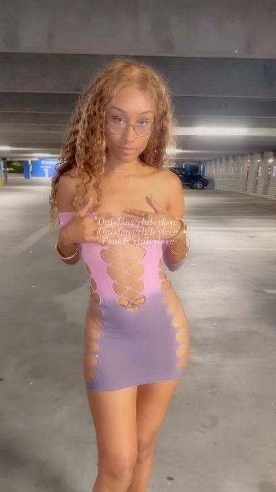 Watch 🪷Your Neighborhood Slut 🪷's leaked NSFW video on TwXstars