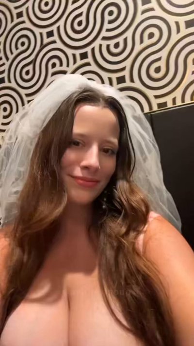 Watch a slut for soup 🥣's leaked NSFW video on TwXstars