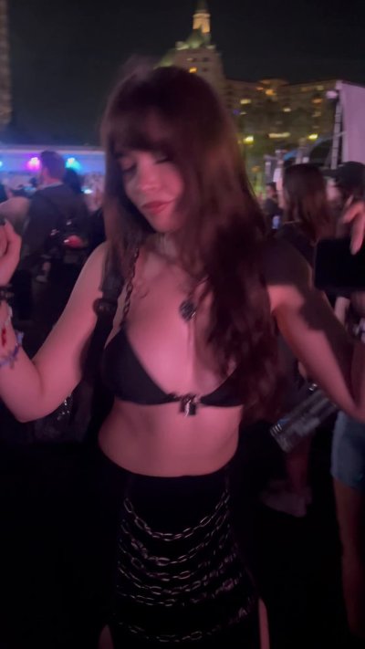 Watch cyber gf's leaked NSFW video on TwXstars