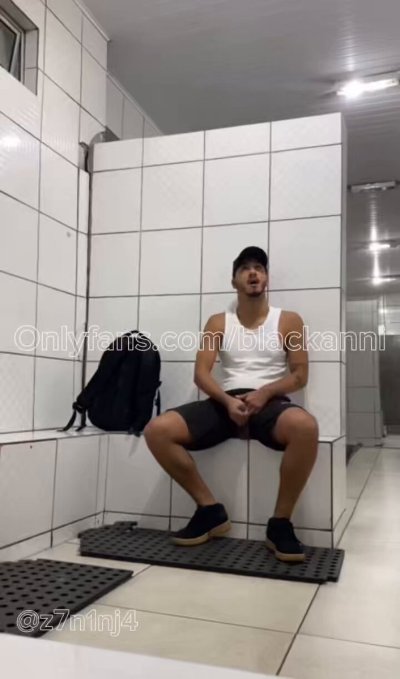 Watch Zel's leaked NSFW video on TwXstars