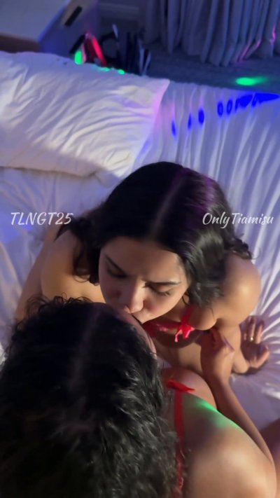 Watch TanLinesNGoodTimes✨'s leaked NSFW video on TwXstars
