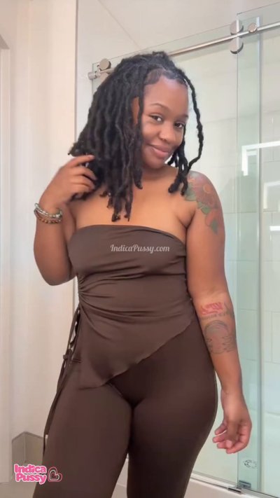 Watch 𝐈𝖓𝐝𝐢𝐜𝗮 𝒫𝓊𝓈𝓈𝓎 🌿 Fansly/OF/ManyVids🔥's leaked NSFW video on TwXstars