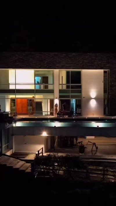 Watch Natalia Starr's leaked NSFW video on TwXstars