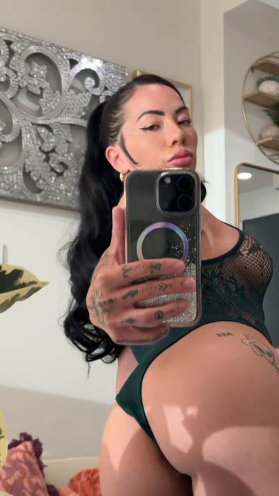 Watch lilkymchiii's leaked NSFW video on TwXstars