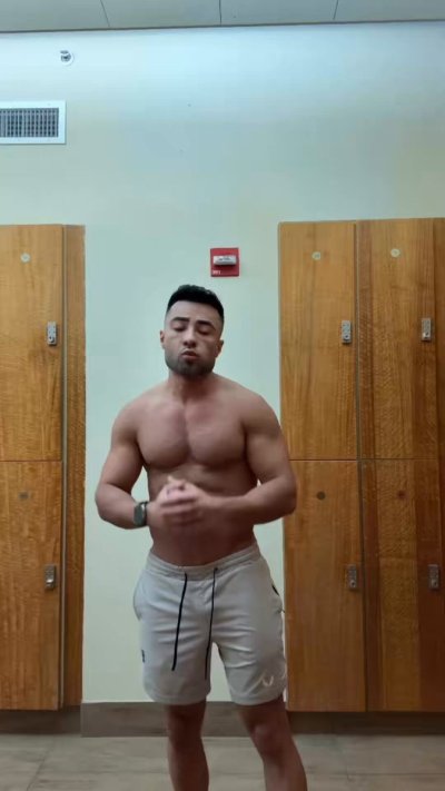 Watch AMIR🤴🏻's leaked NSFW video on TwXstars