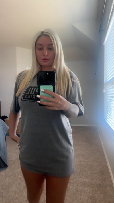 Watch liisabbyy's leaked NSFW video on TwXstars