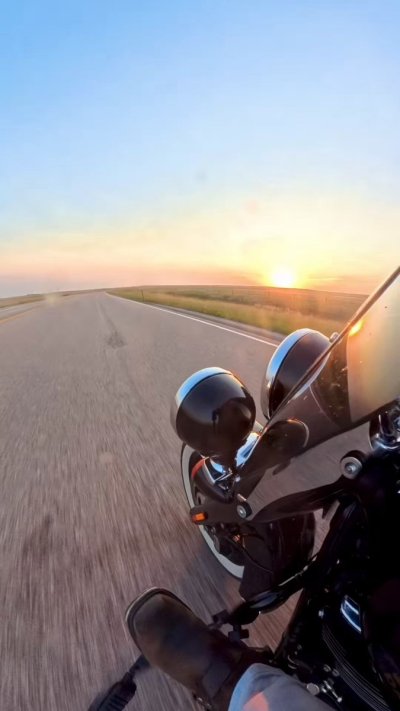 Watch Bryan Gozzling's leaked NSFW video on TwXstars