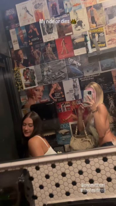 Watch azul_hermosa's leaked NSFW video on TwXstars