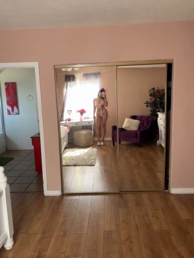 Watch BECA BARBIE✨☁️'s leaked NSFW video on TwXstars