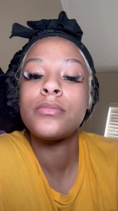 Watch Crreamy 🥛's leaked NSFW video on TwXstars