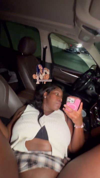 Watch FT QUEEN👑💦's leaked NSFW video on TwXstars