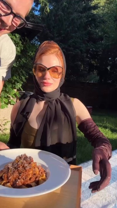 Watch Taylor's leaked NSFW video on TwXstars