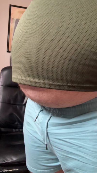 Watch Fatboybey's leaked NSFW video on TwXstars