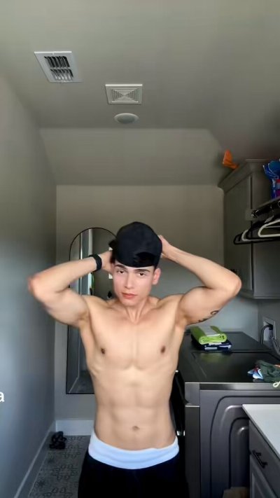 Watch Sebastian Green's leaked NSFW video on TwXstars