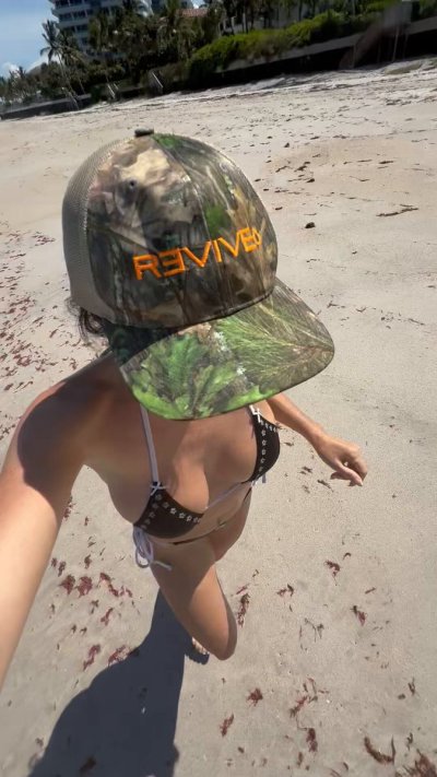 Watch Alexis 💗's leaked NSFW video on TwXstars