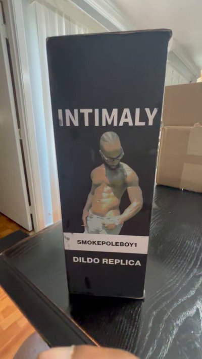 Watch SMOKEPOLEBOY1's leaked NSFW video on TwXstars