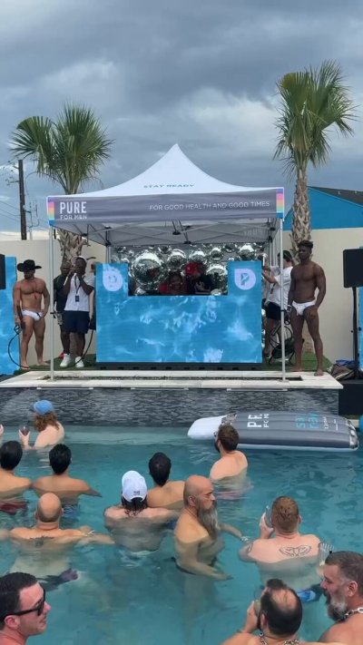 Watch Joey Mills's leaked NSFW video on TwXstars