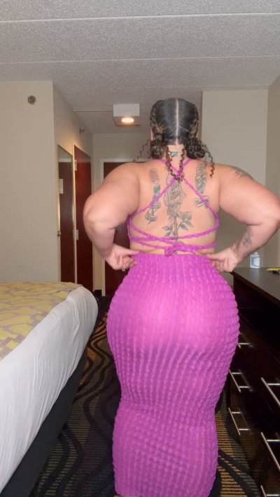 Watch Thunda859's leaked NSFW video on TwXstars