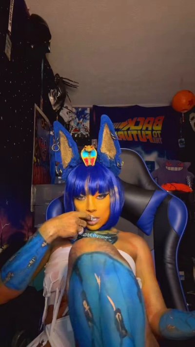 Watch Ish's leaked NSFW video on TwXstars