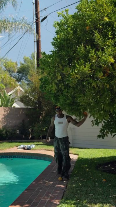 Watch Vic Mensa's leaked NSFW video on TwXstars