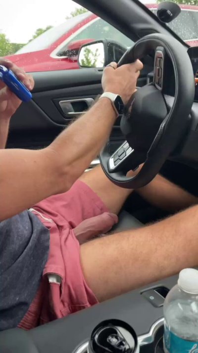 Watch BeauBigOne's leaked NSFW video on TwXstars