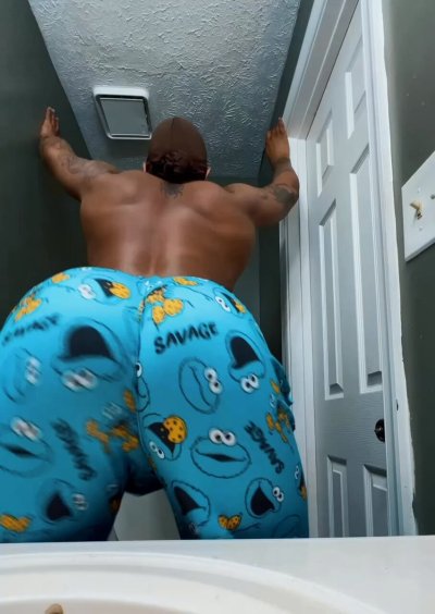 Watch Extra , Extra…..PEEETAAAHHH😱's leaked NSFW video on TwXstars