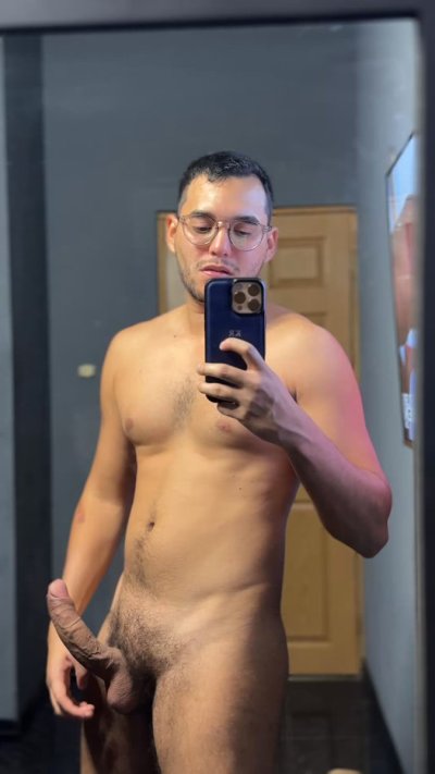 Watch Andrew (50% OFF Only)'s leaked NSFW video on TwXstars