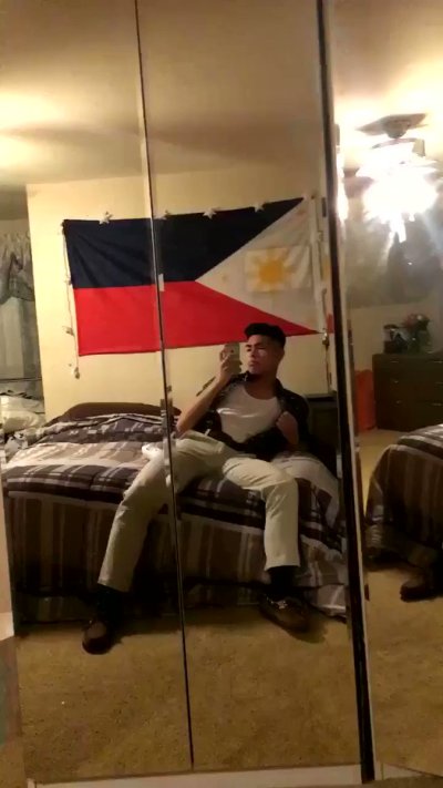 Watch Jek's leaked NSFW video on TwXstars