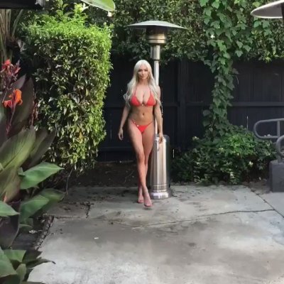 Watch Lindsey Pelas's leaked NSFW video on TwXstars