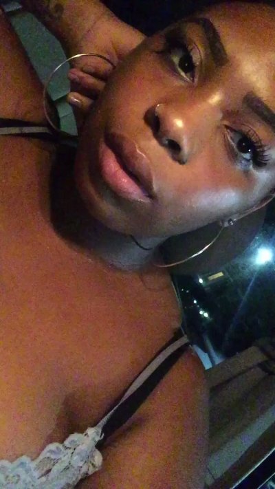 Watch Goddess Caviar's leaked NSFW video on TwXstars