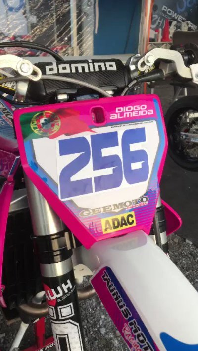 Watch Bathmate's leaked NSFW video on TwXstars