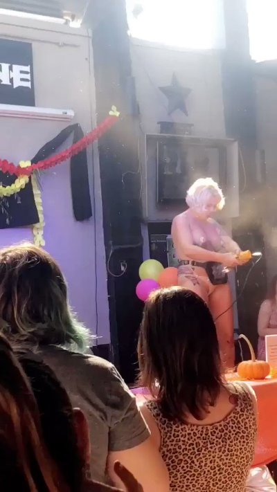 Watch Jenna Paige's leaked NSFW video on TwXstars