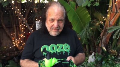 Watch Ron Jeremy's leaked NSFW video on TwXstars