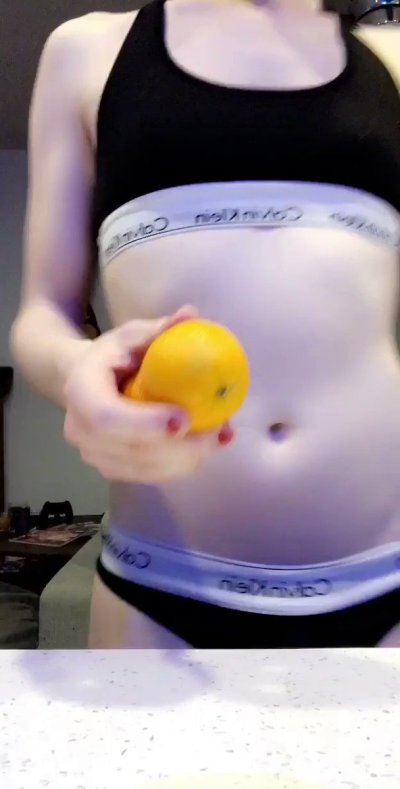 Watch Shiri Allwood's leaked NSFW video on TwXstars