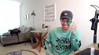 Watch CanhOe's leaked NSFW video on TwXstars