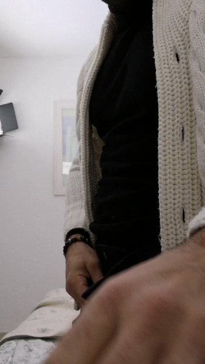 Watch Lorenzo Viota [+18]'s leaked NSFW video on TwXstars