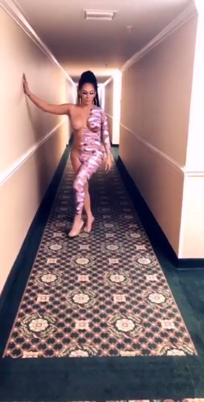 Watch Ari Chanel 💍💎's leaked NSFW video on TwXstars