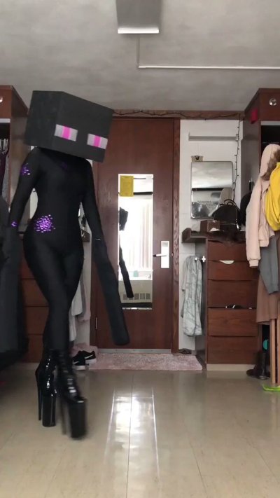 Watch mastiff's leaked NSFW video on TwXstars