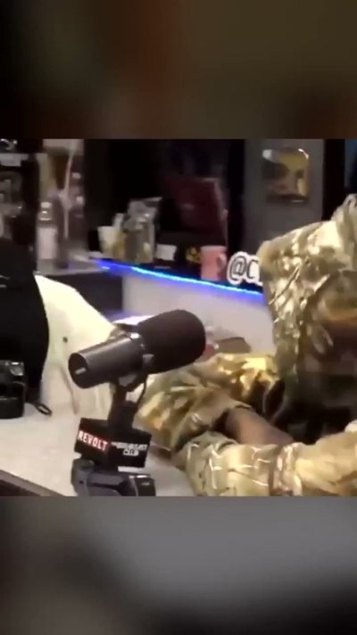 Watch H U N C H O's leaked NSFW video on TwXstars