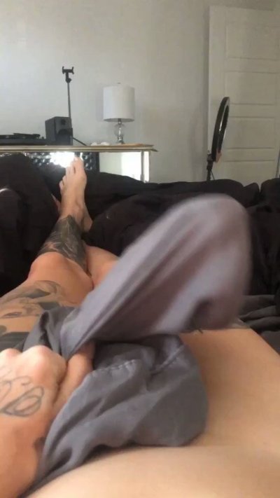 Watch Emy Lee's leaked NSFW video on TwXstars