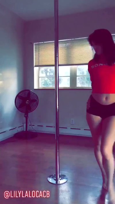 Watch temporarily away 💕's leaked NSFW video on TwXstars